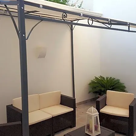 Bed and breakfast Alimar Lizzano (Apulia)